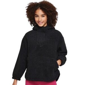 NWT Nike Girls High-Pile Fleece Therma Fit Training Jacket Warm Cozy Thick